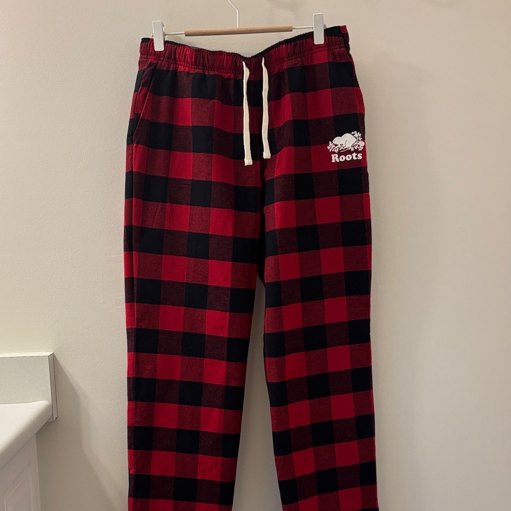 ROOTS Buffalo Plaid Flannel Pants, Sz S. EUC - Picture 2 of 13